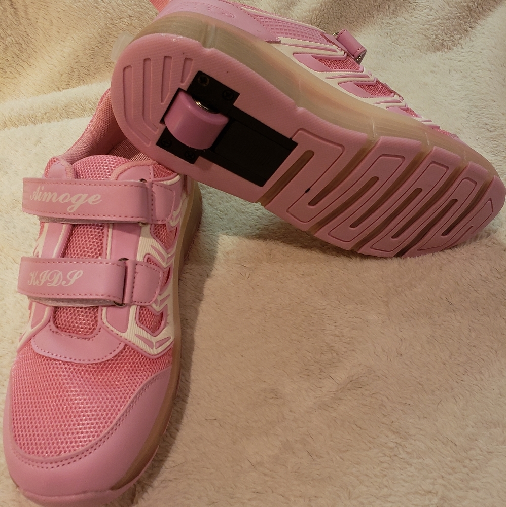 Roller shoes